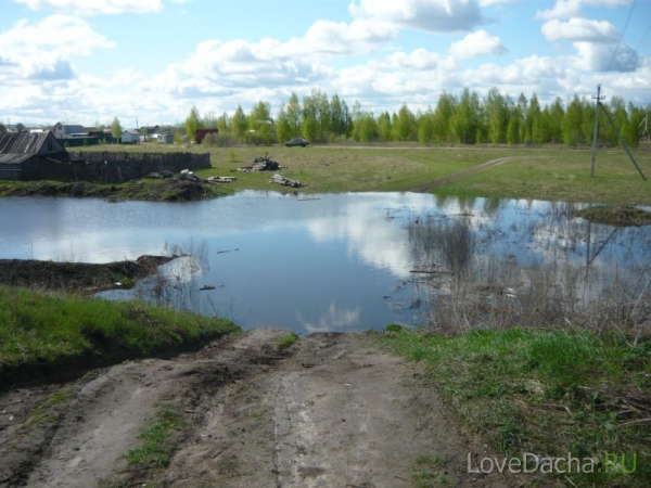 Паводок на Оке: вода на дороге